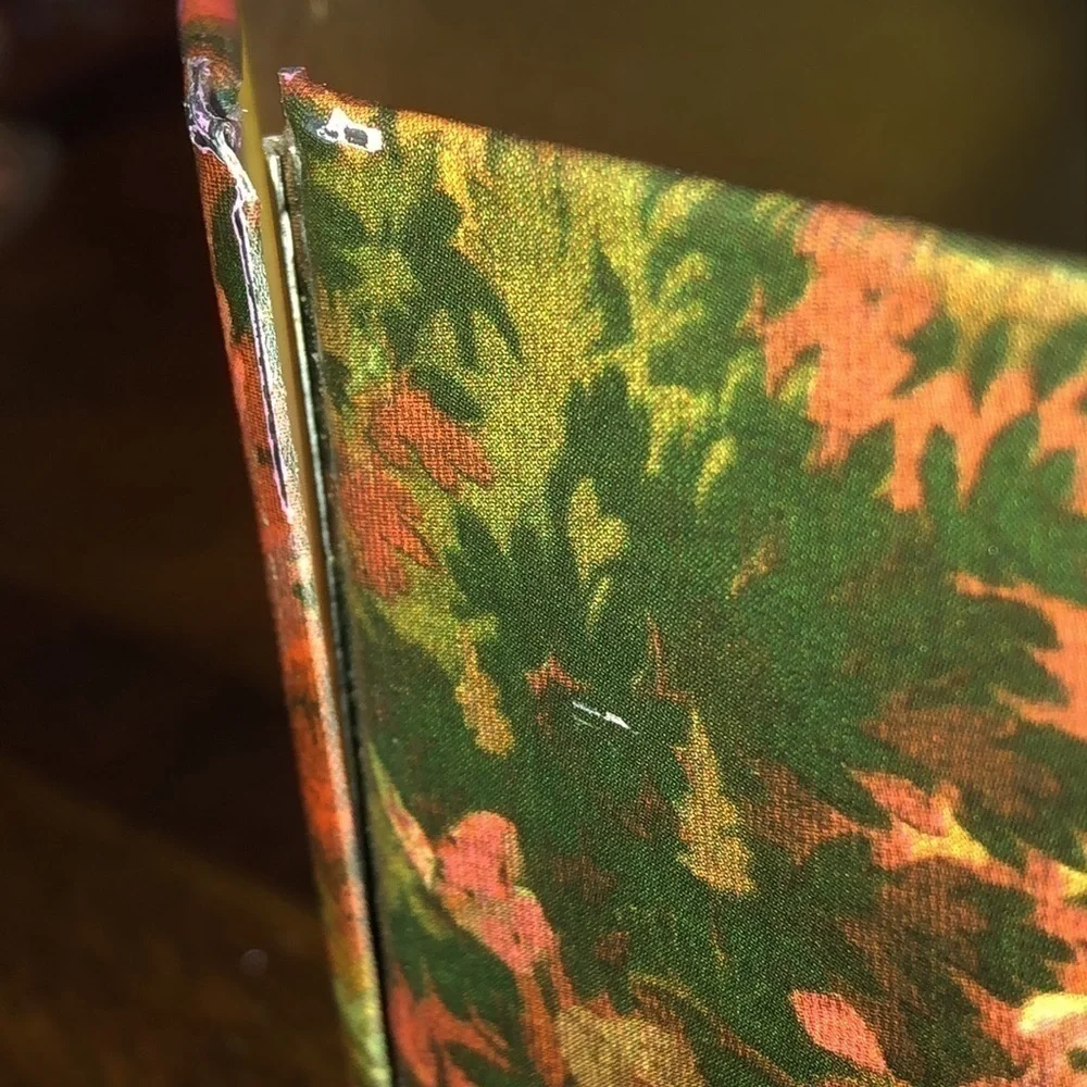 Victoria’s Secret Vintage Floral Victorian Collectible Tin